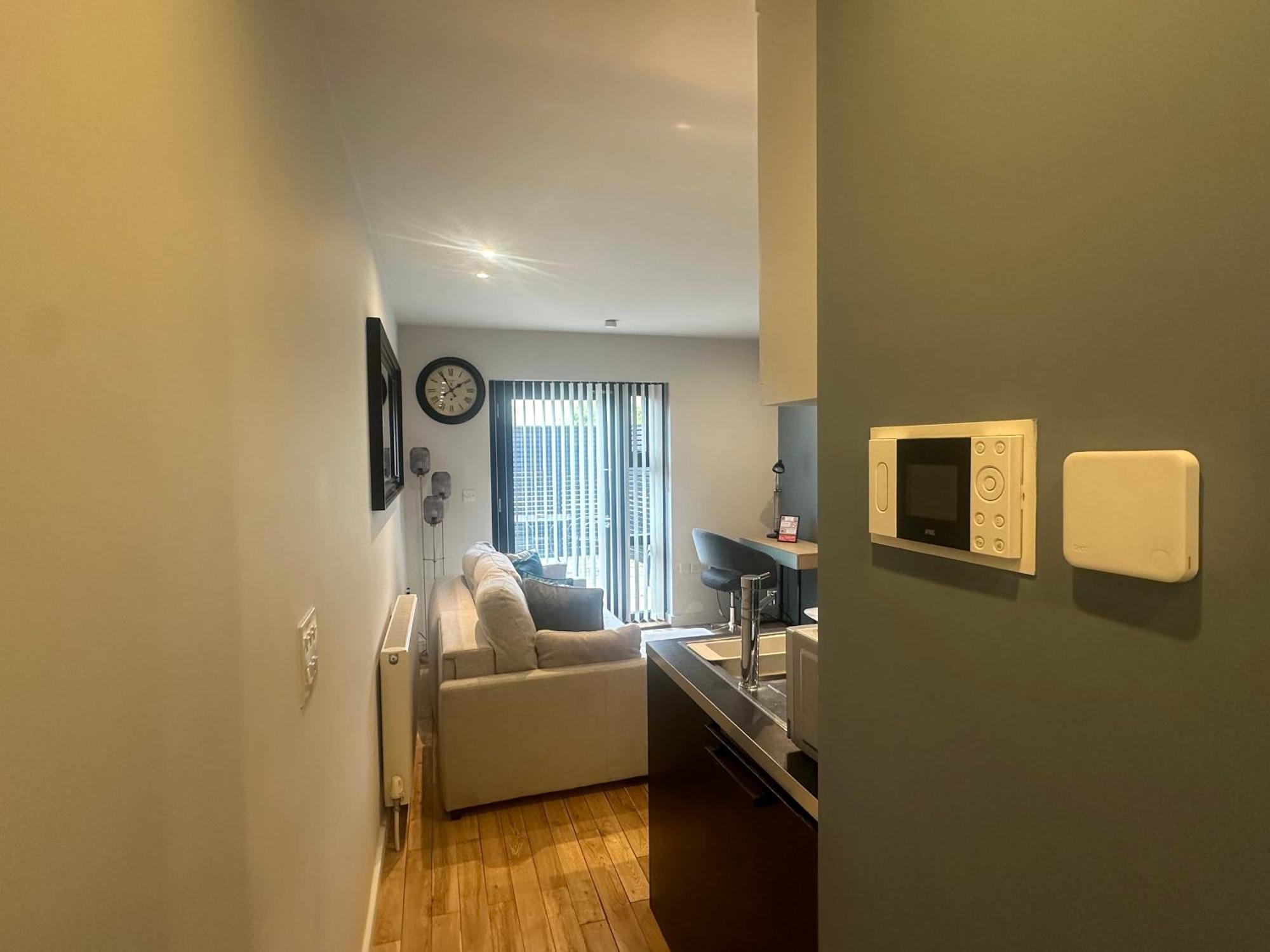 Oakfield Premier Apartments - Fast Wifi - 5 Mins City Centre Cardiff Chambre photo